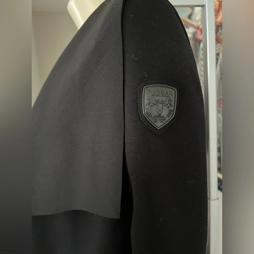 RUDSAK Black Draped Open-Front Jacket with Leather Trim – Modern Statement - Picture 9 of 16